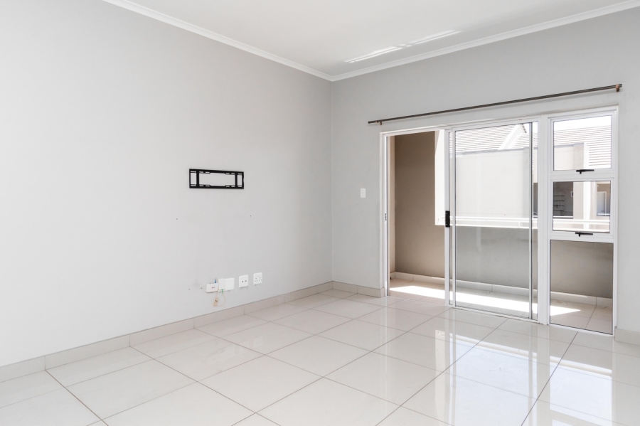 2 Bedroom Property for Sale in Blue Hills Gauteng