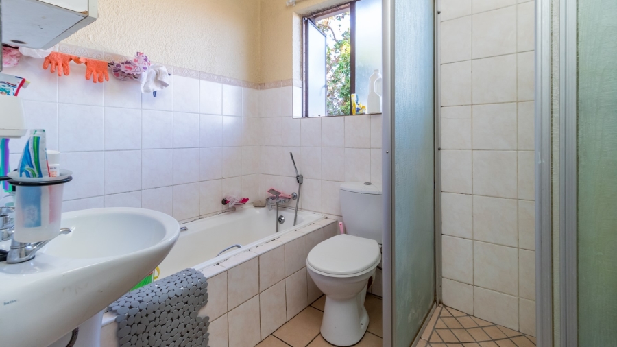 2 Bedroom Property for Sale in Halfway Gardens Gauteng