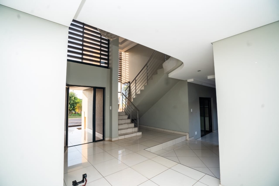 5 Bedroom Property for Sale in Kempton Park Ah Gauteng