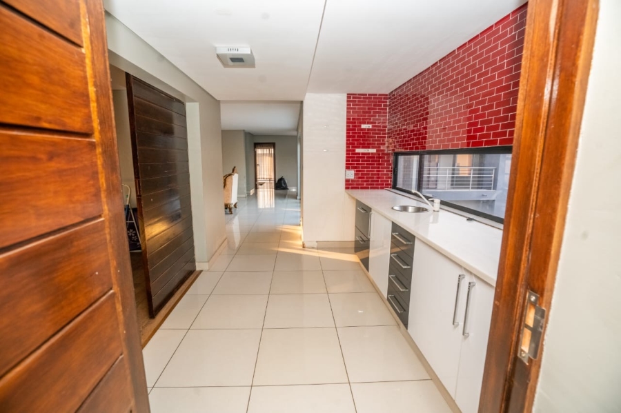 5 Bedroom Property for Sale in Kempton Park Ah Gauteng