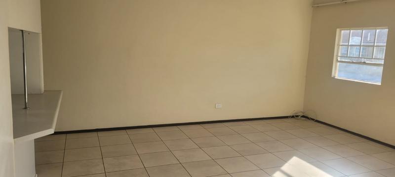 2 Bedroom Property for Sale in Verwoerdpark Gauteng