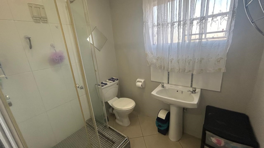 3 Bedroom Property for Sale in Beyers Park Gauteng