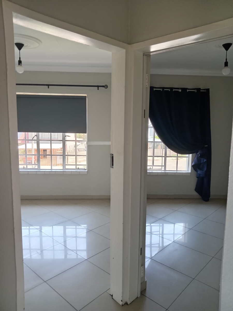 3 Bedroom Property for Sale in Beyers Park Gauteng