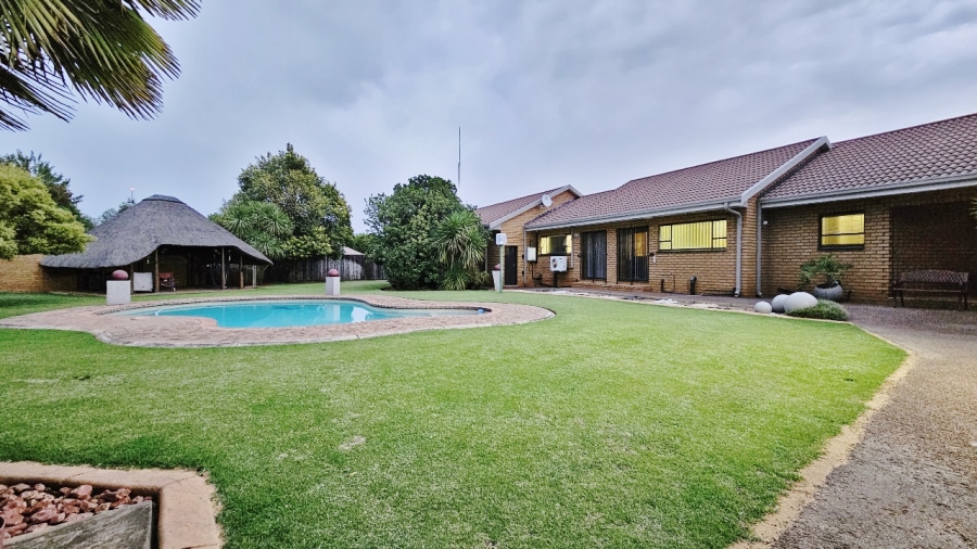 3 Bedroom Property for Sale in Three Rivers East Gauteng