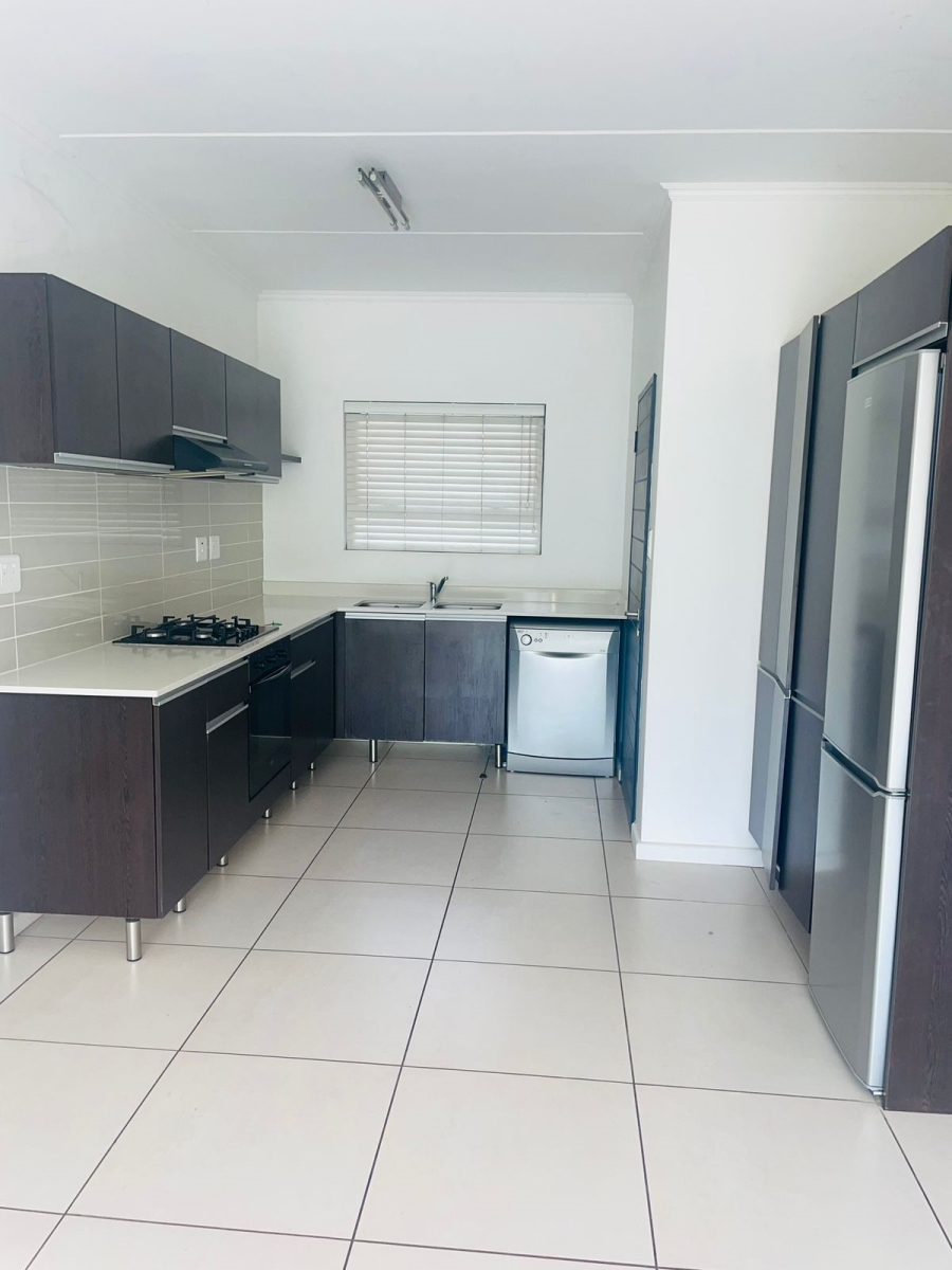 2 Bedroom Property for Sale in Dainfern Gauteng