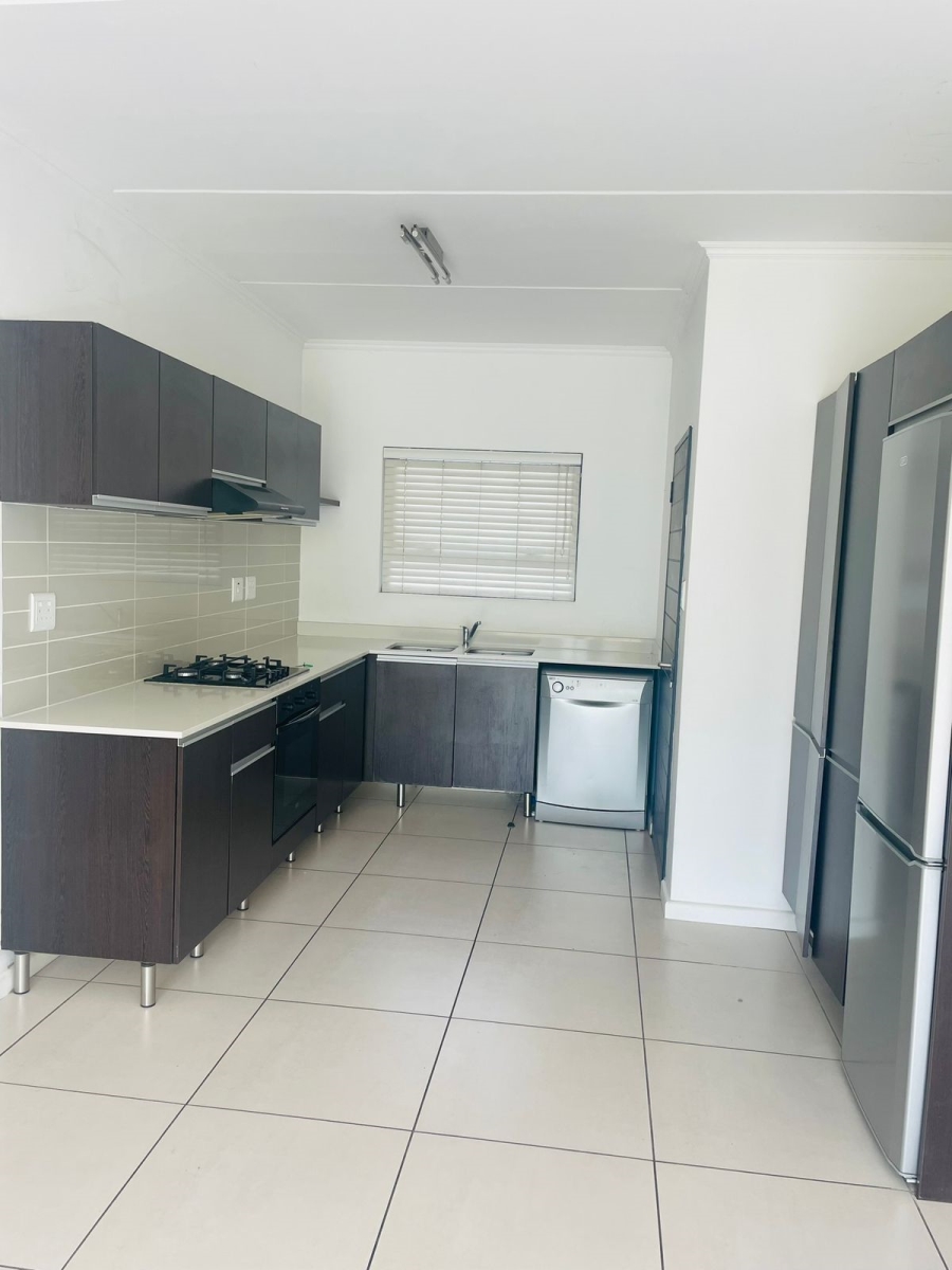 2 Bedroom Property for Sale in Dainfern Gauteng