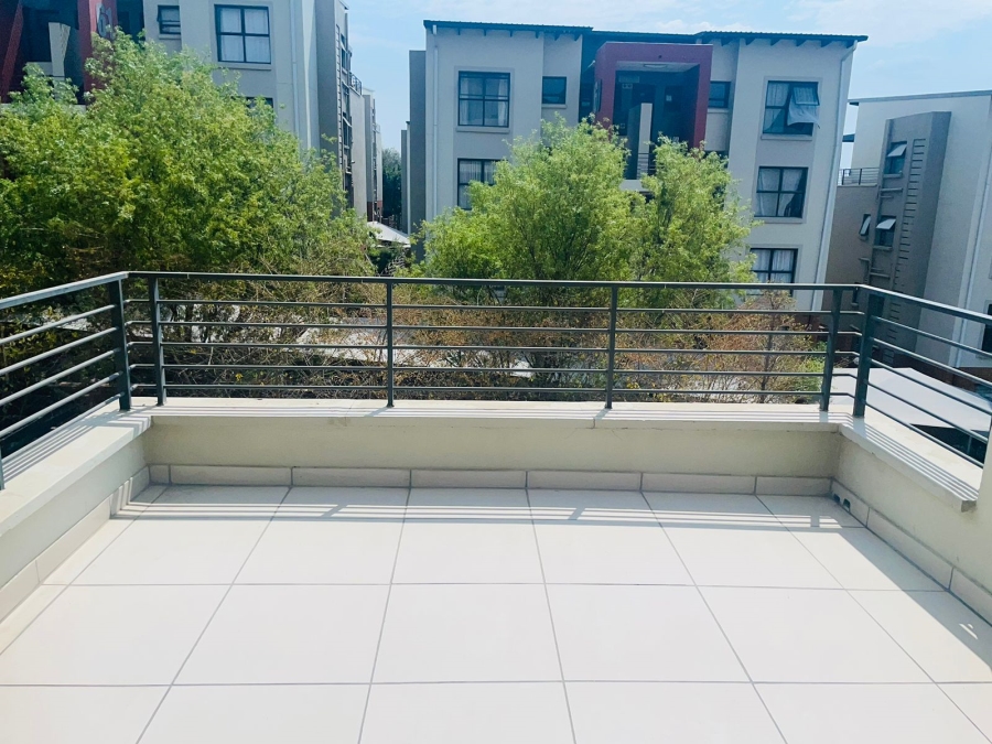 2 Bedroom Property for Sale in Dainfern Gauteng