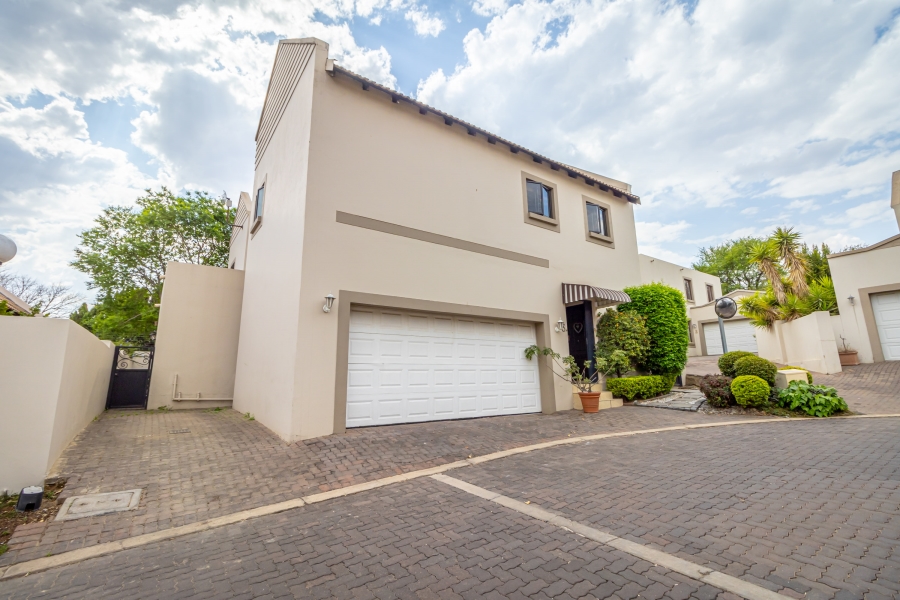 4 Bedroom Property for Sale in Fourways Gauteng