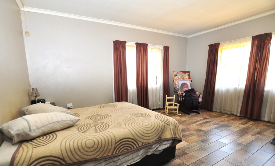 5 Bedroom Property for Sale in Randjesfontein A H Gauteng