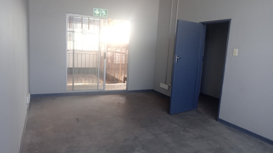 To Let commercial Property for Rent in Benrose Gauteng