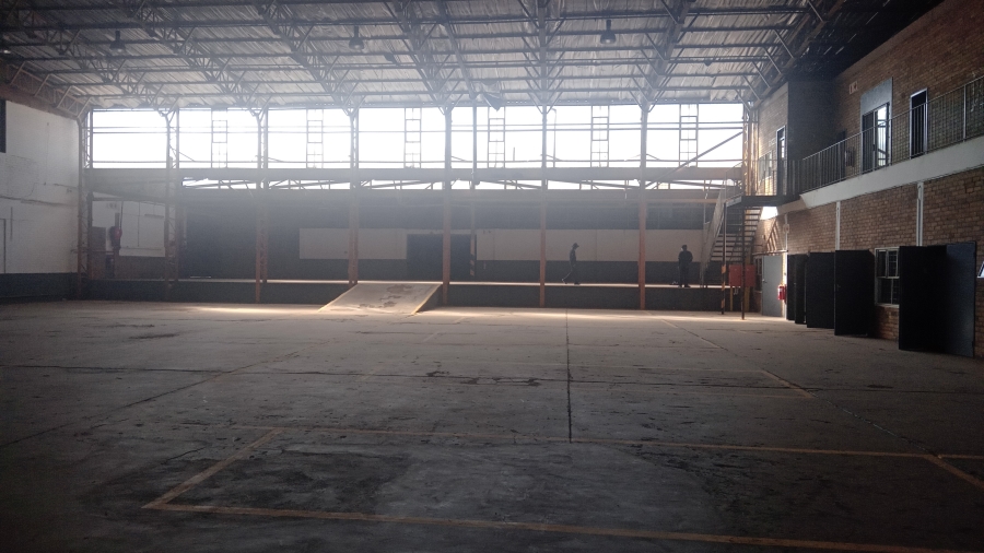 To Let commercial Property for Rent in Benrose Gauteng