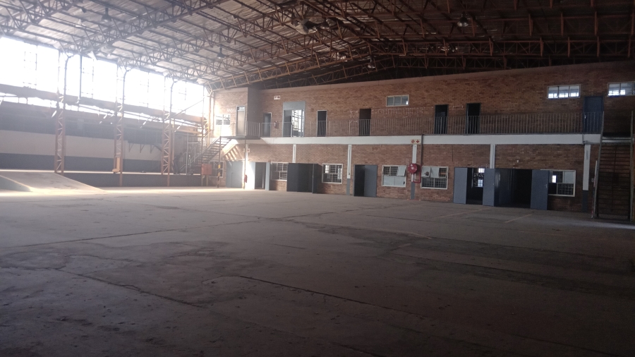 To Let commercial Property for Rent in Benrose Gauteng