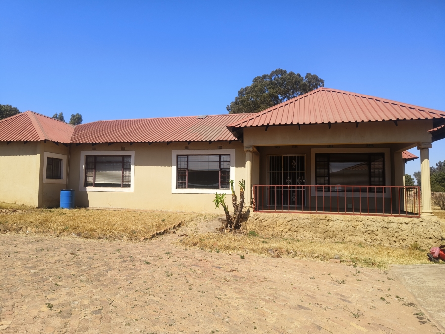 3 Bedroom Property for Sale in Jakhalsfontein AH Gauteng