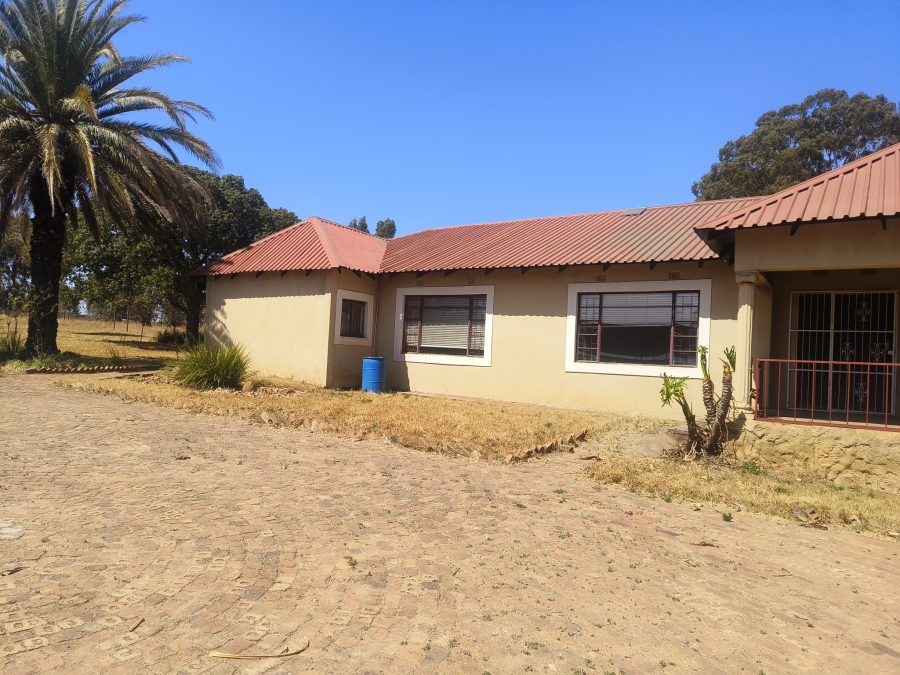 3 Bedroom Property for Sale in Jakhalsfontein AH Gauteng