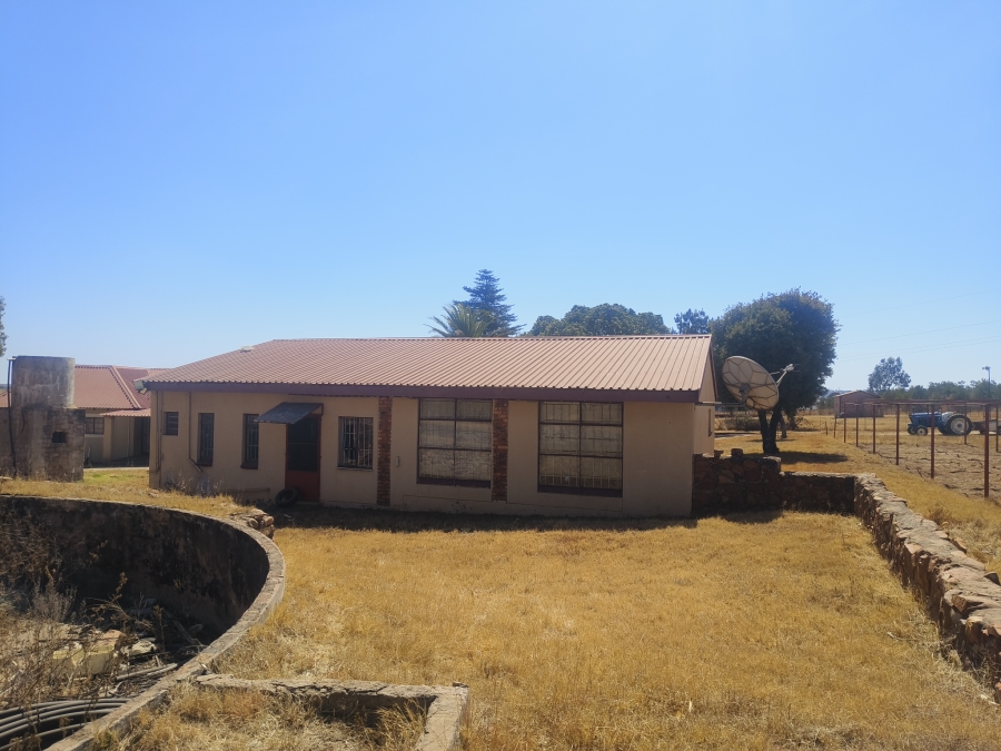 3 Bedroom Property for Sale in Jakhalsfontein AH Gauteng