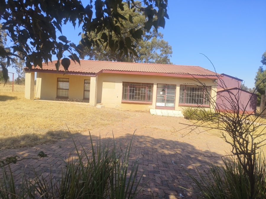 3 Bedroom Property for Sale in Jakhalsfontein AH Gauteng