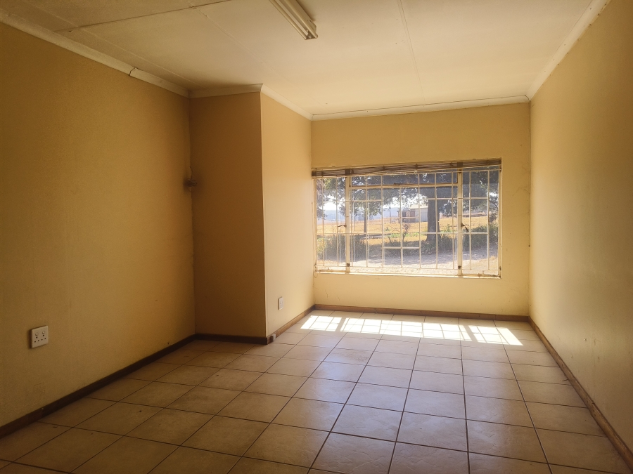 3 Bedroom Property for Sale in Jakhalsfontein AH Gauteng