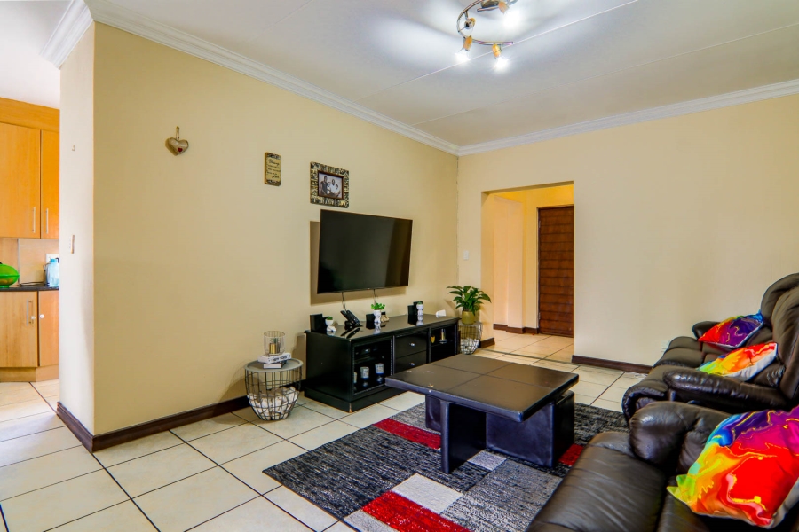 3 Bedroom Property for Sale in Thatchfield Estate Gauteng