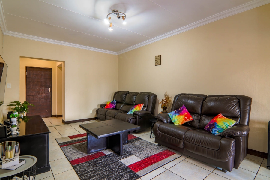 3 Bedroom Property for Sale in Thatchfield Estate Gauteng