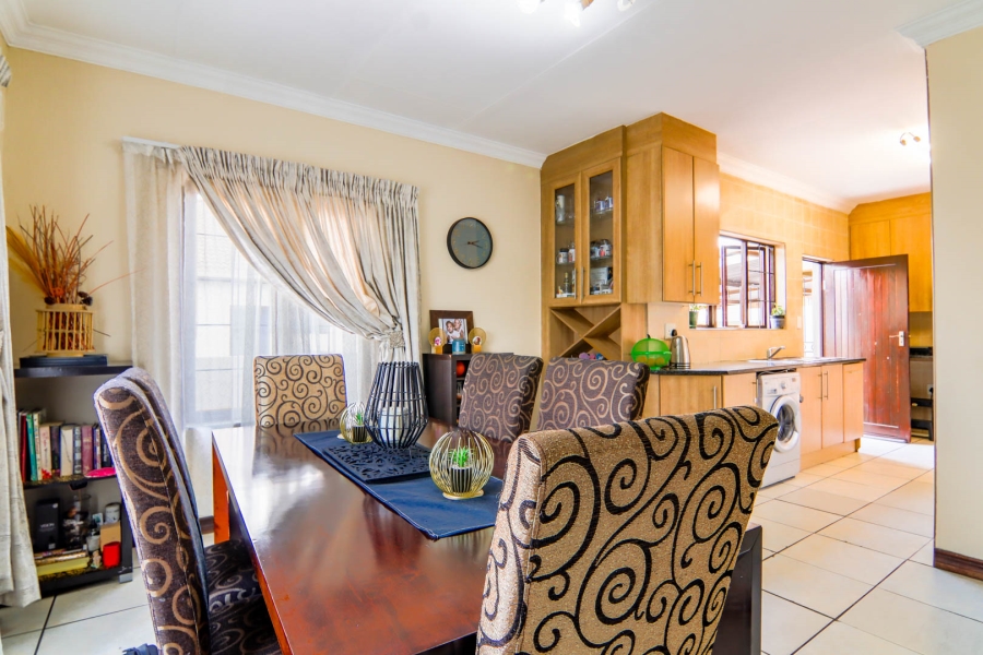 3 Bedroom Property for Sale in Thatchfield Estate Gauteng