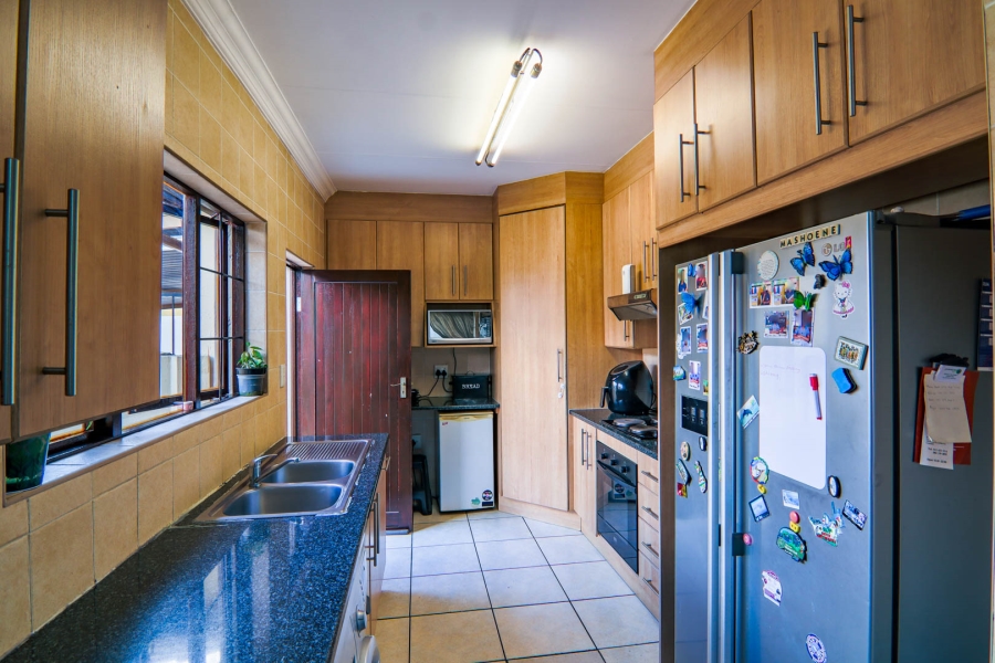 3 Bedroom Property for Sale in Thatchfield Estate Gauteng