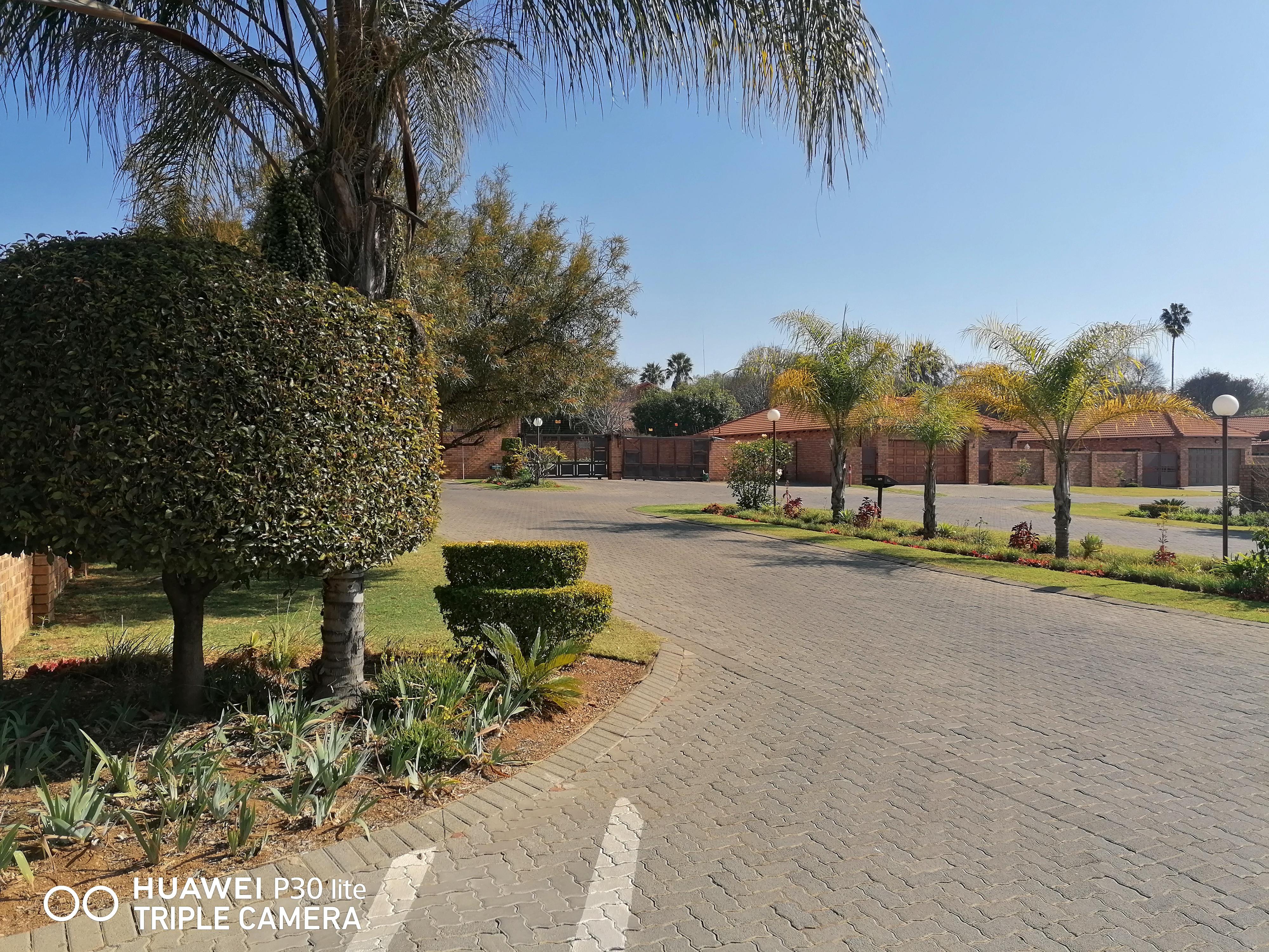 3 Bedroom Property for Sale in Willow Park Manor Gauteng