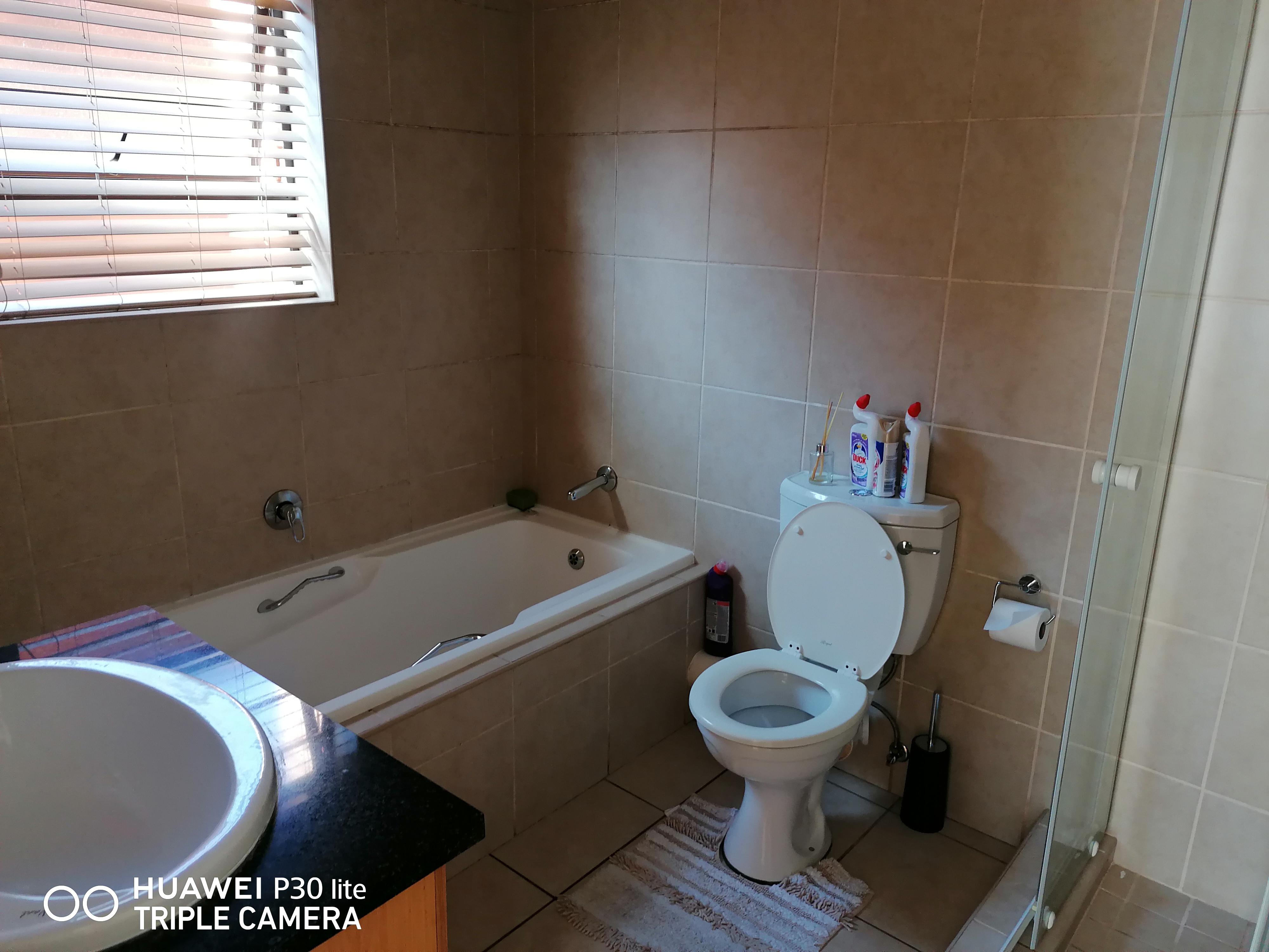 3 Bedroom Property for Sale in Willow Park Manor Gauteng