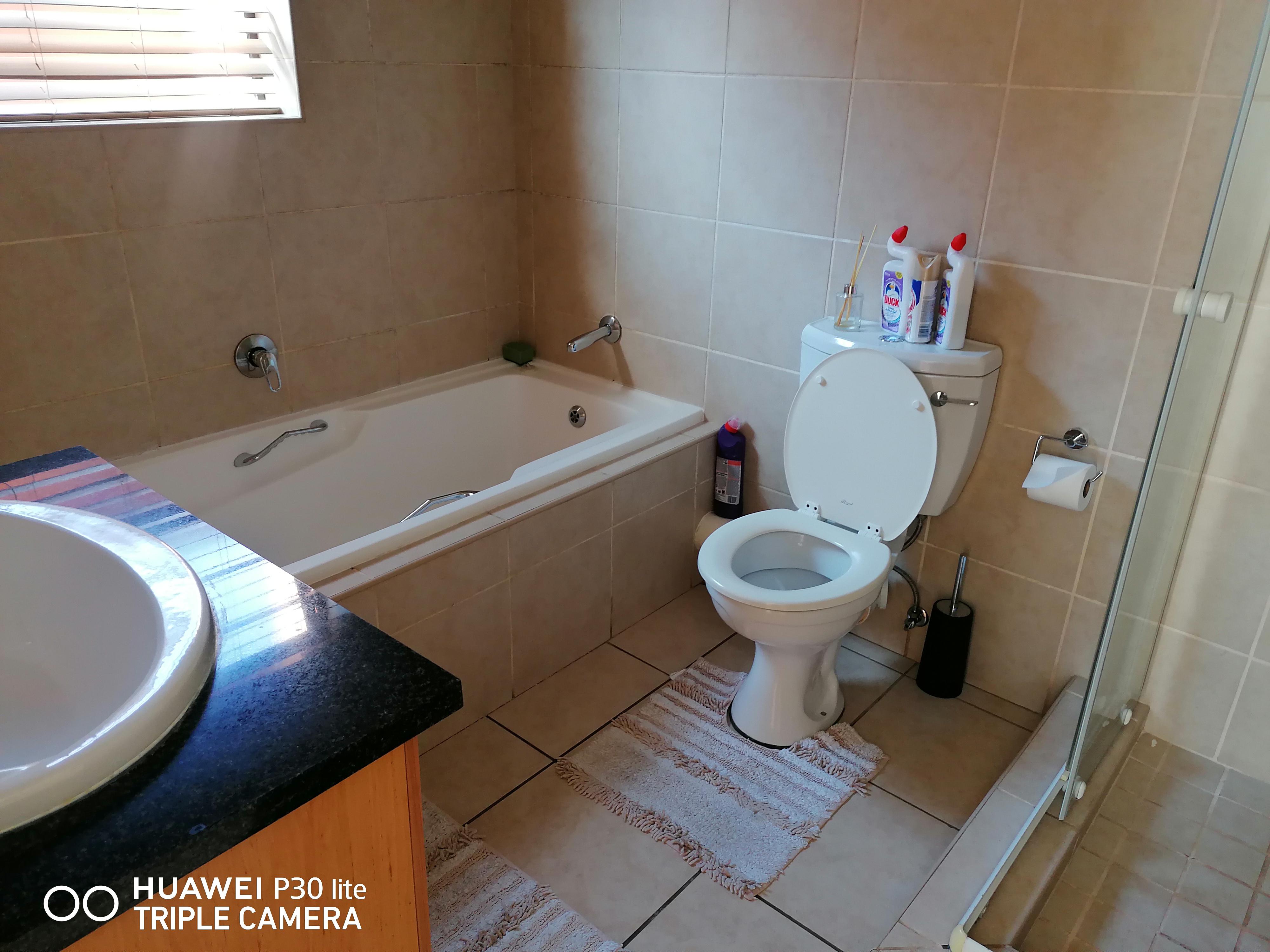 3 Bedroom Property for Sale in Willow Park Manor Gauteng