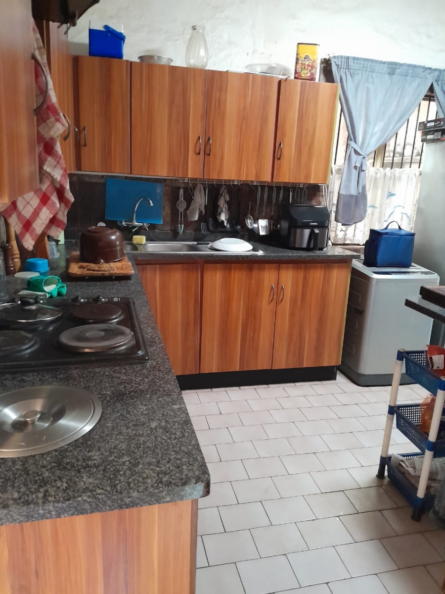 To Let 2 Bedroom Property for Rent in Kameeldrift West Gauteng