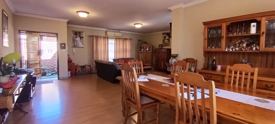 3 Bedroom Property for Sale in New Redruth Gauteng