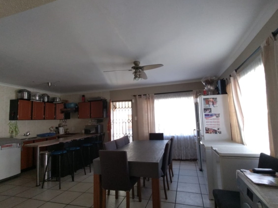 4 Bedroom Property for Sale in Misty Bay Gauteng