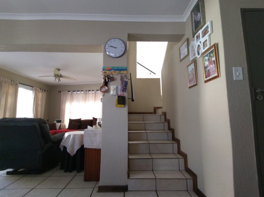 4 Bedroom Property for Sale in Misty Bay Gauteng