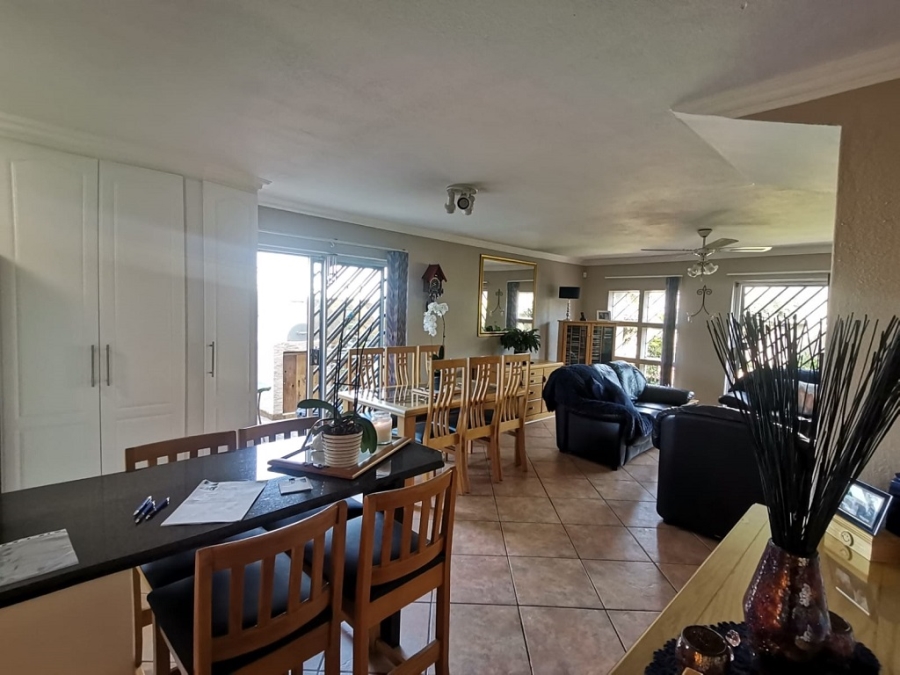 3 Bedroom Property for Sale in Bassonia Gauteng