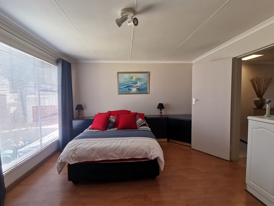 3 Bedroom Property for Sale in Bassonia Gauteng