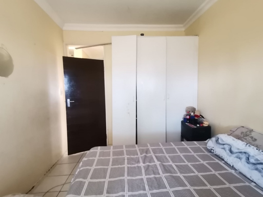 3 Bedroom Property for Sale in Crown Gardens Gauteng