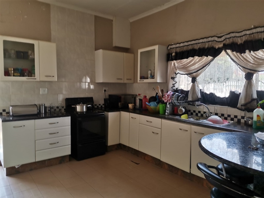 4 Bedroom Property for Sale in The Hill Gauteng