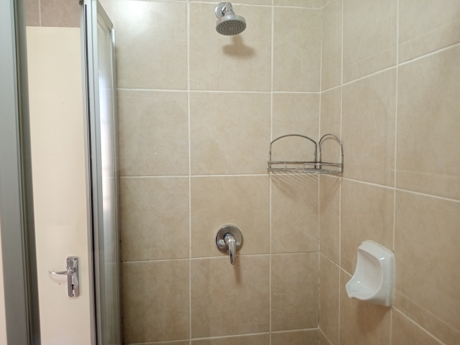 To Let 2 Bedroom Property for Rent in Comet Gauteng