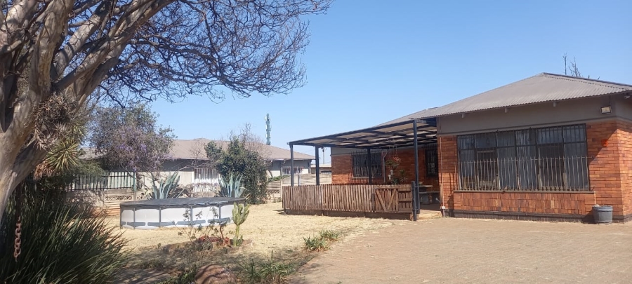 3 Bedroom Property for Sale in Casseldale Gauteng