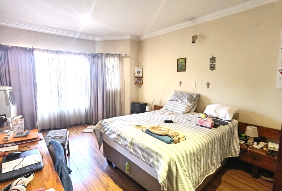 5 Bedroom Property for Sale in Heuweloord Gauteng