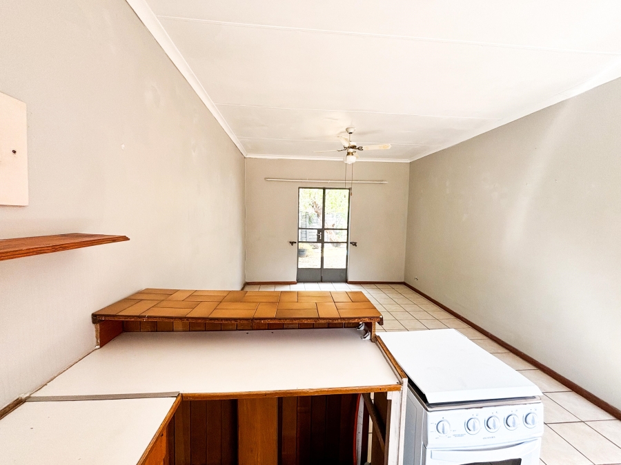 To Let 1 Bedroom Property for Rent in The Reeds Gauteng