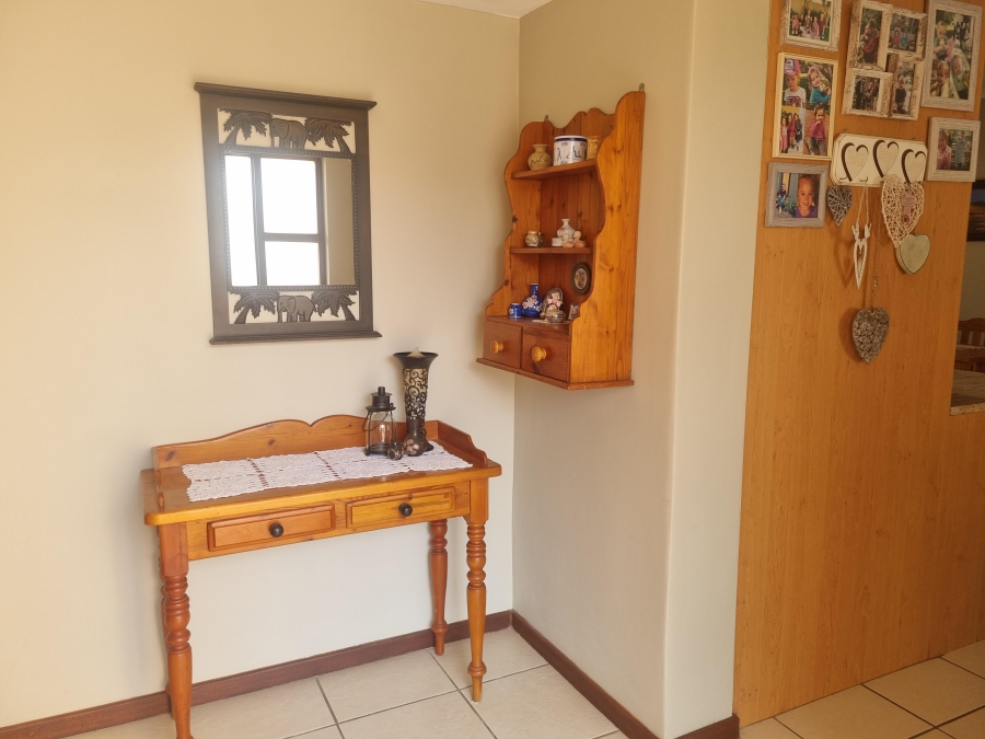 2 Bedroom Property for Sale in The Retreat Gauteng