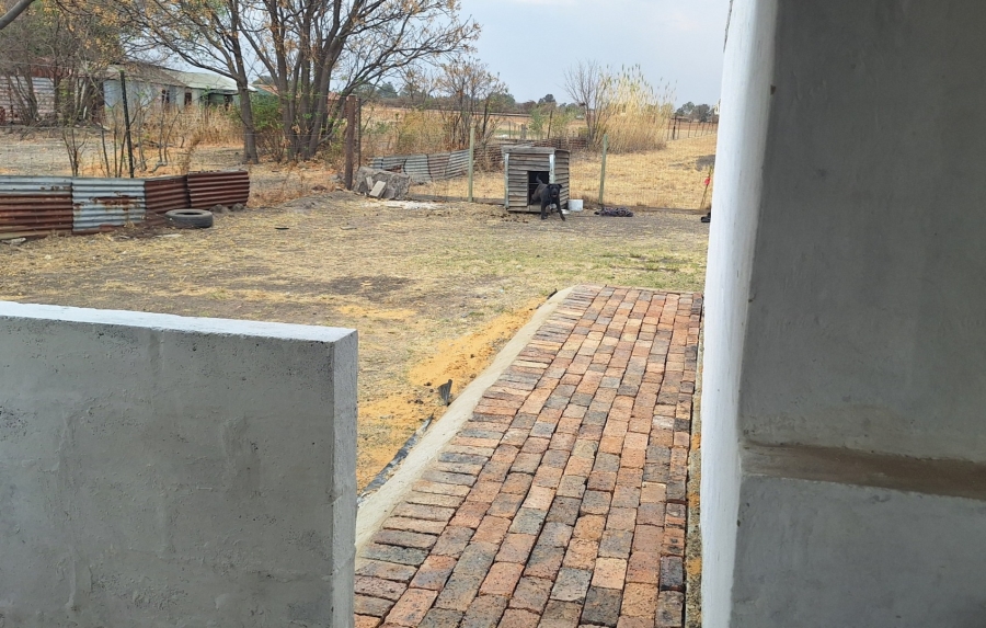 4 Bedroom Property for Sale in Nanescol Gauteng