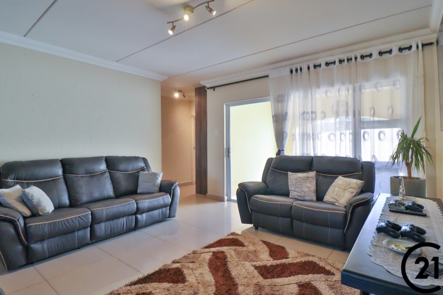 3 Bedroom Property for Sale in Morehill Gauteng