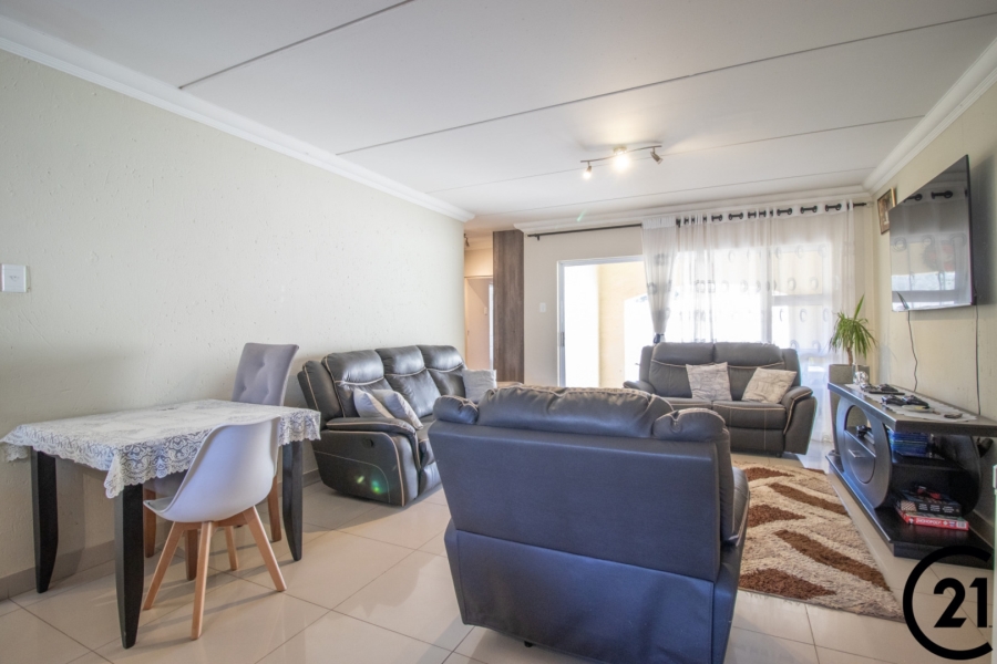 3 Bedroom Property for Sale in Morehill Gauteng