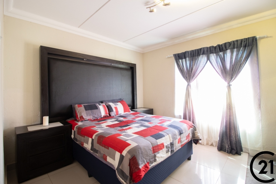 3 Bedroom Property for Sale in Morehill Gauteng