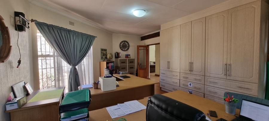 4 Bedroom Property for Sale in Sunward Park Gauteng