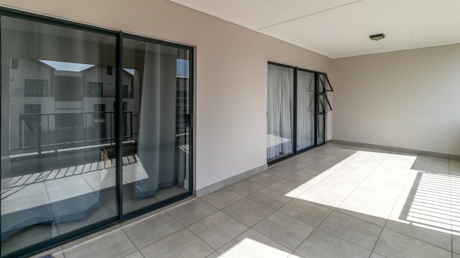 1 Bedroom Property for Sale in Waterfall Gauteng