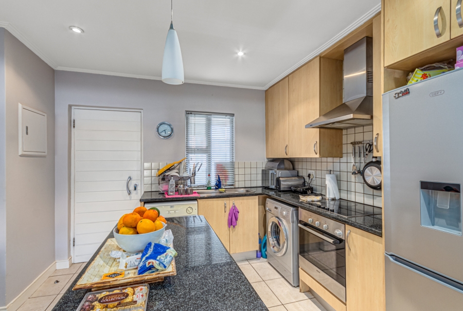 2 Bedroom Property for Sale in Morningside Gauteng