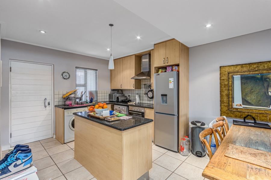 2 Bedroom Property for Sale in Morningside Gauteng