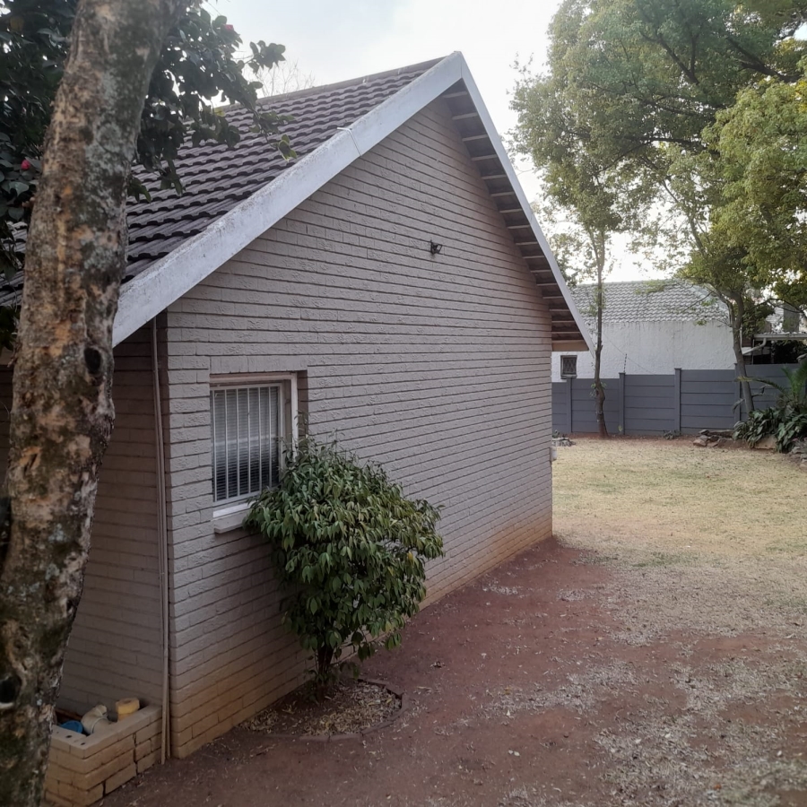 3 Bedroom Property for Sale in Savoy Estate Gauteng